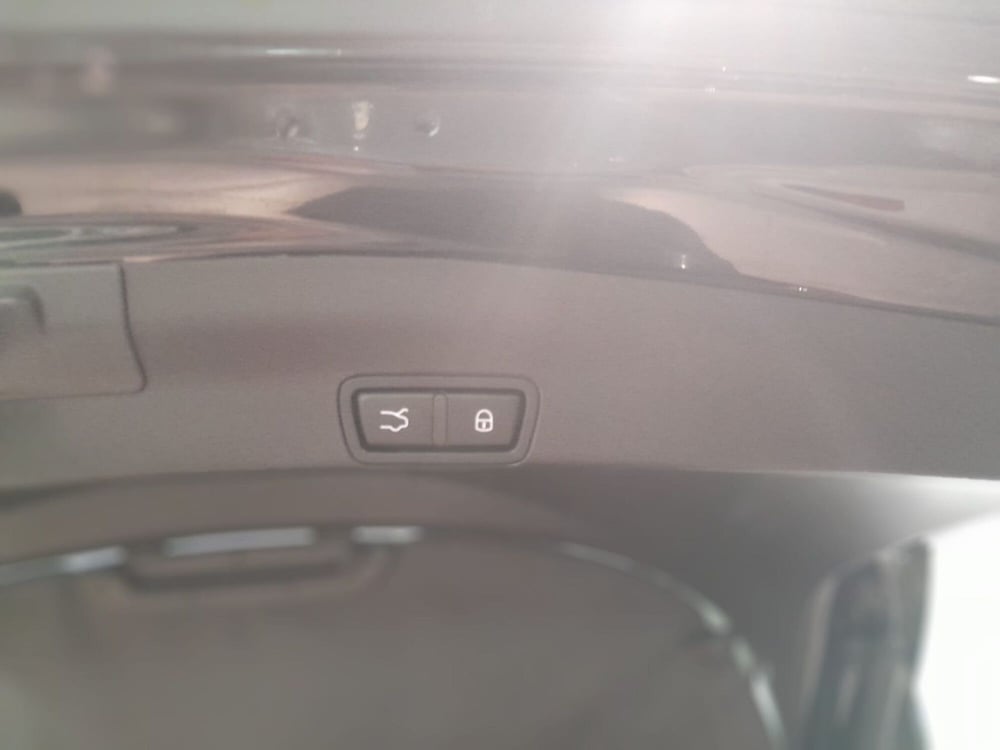 Alfa Romeo Stelvio usata a Asti (16)