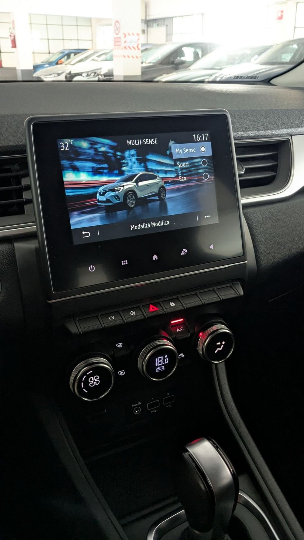 Renault Captur usata a Milano (10)