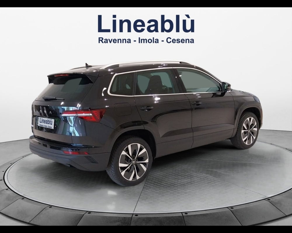 Skoda Karoq nuova a Forlì-Cesena (4)