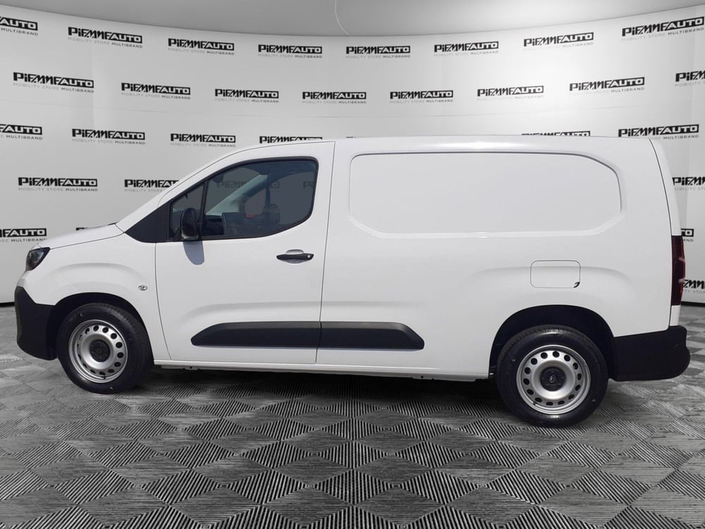 Peugeot Partner Furgone nuova a Parma (4)