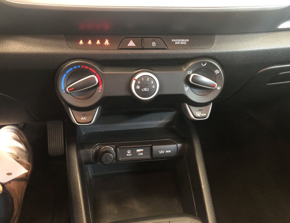 Kia Stonic usata a Brescia (18)