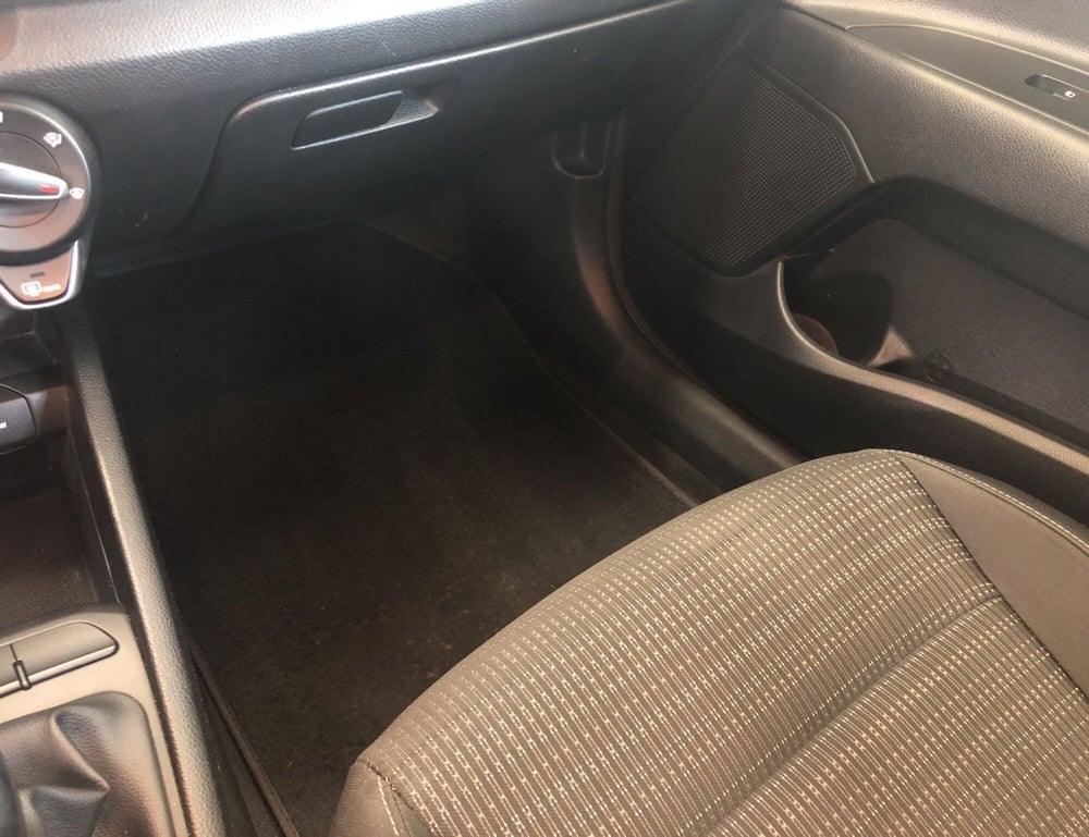 Kia Stonic usata a Brescia (19)