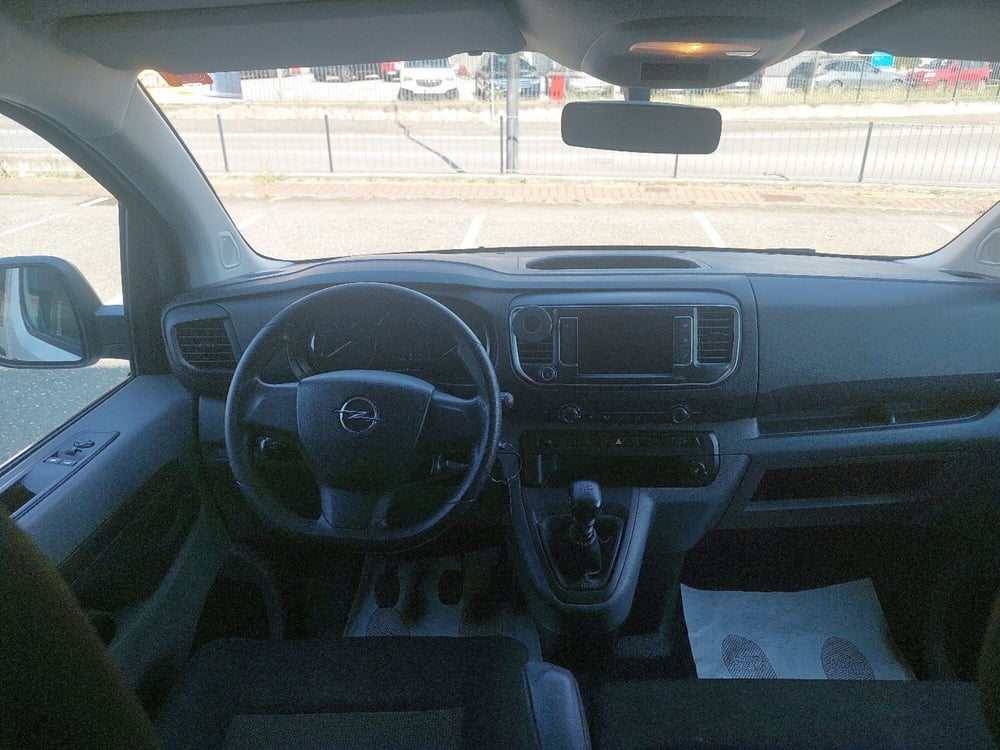 Opel Vivaro Furgone usata a Parma (11)