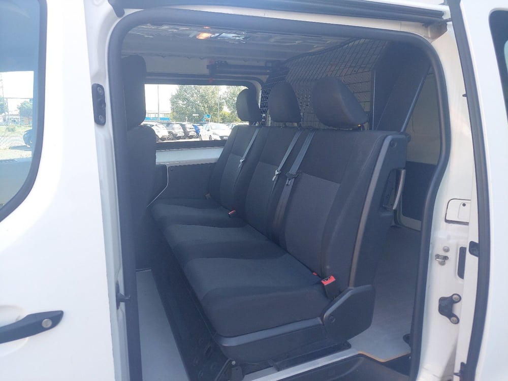Opel Vivaro Furgone usata a Parma (12)