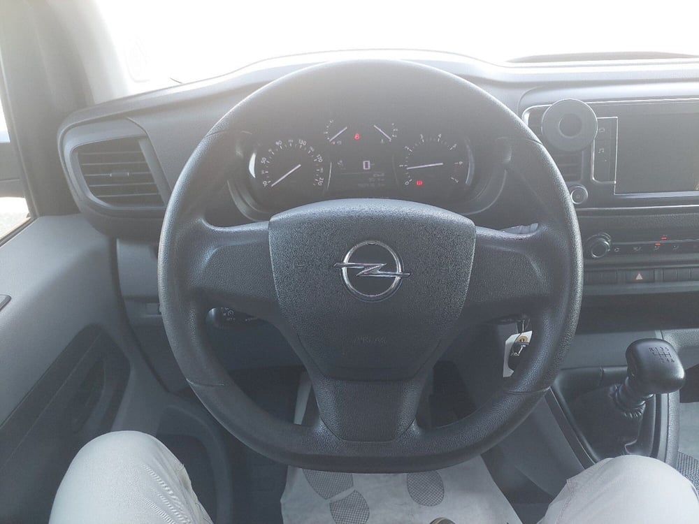 Opel Vivaro Furgone usata a Parma (13)