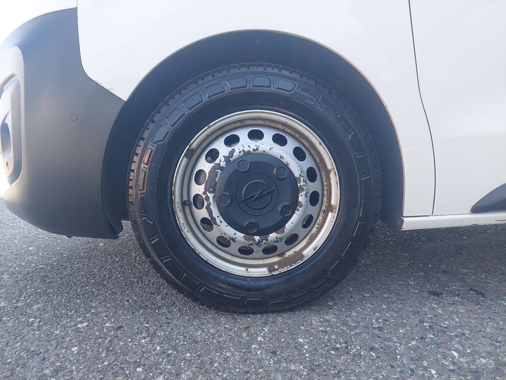 Opel Vivaro Furgone usata a Parma (18)