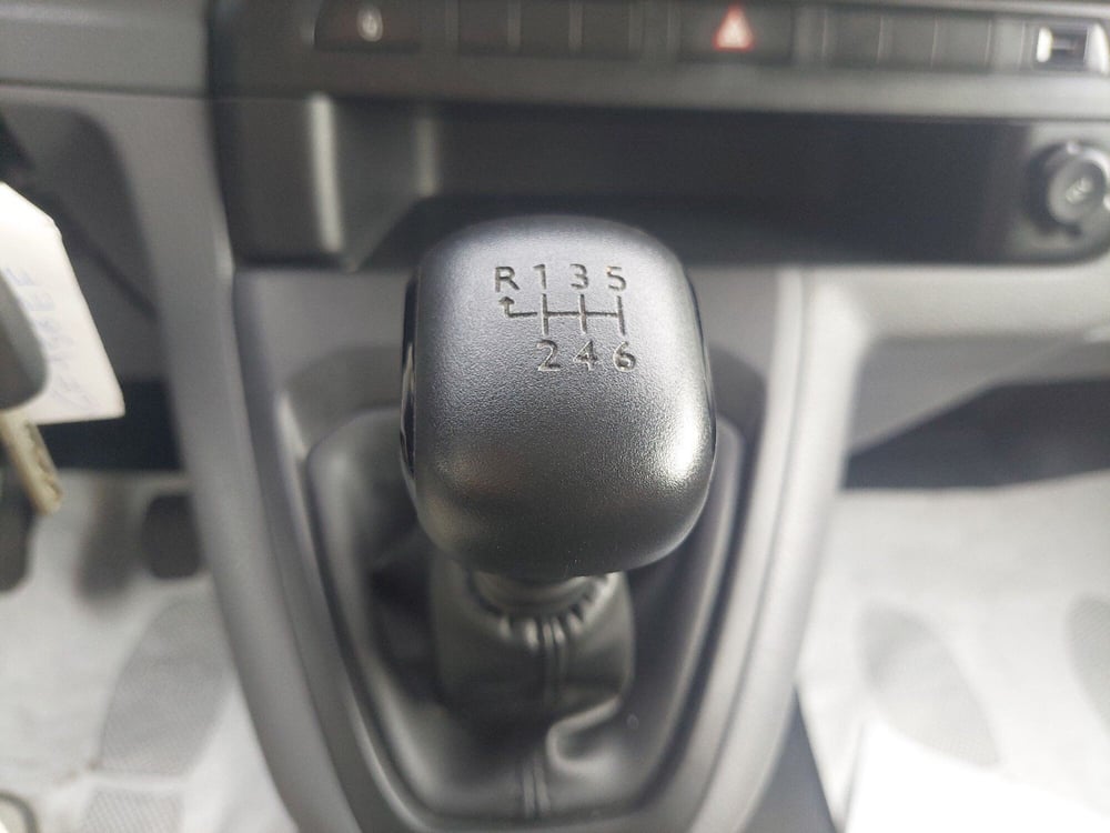 Opel Vivaro Furgone usata a Parma (20)