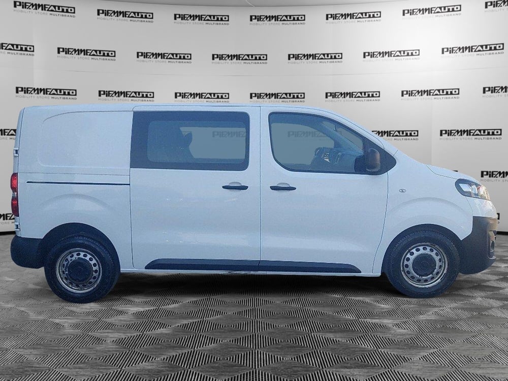 Opel Vivaro Furgone usata a Parma (7)