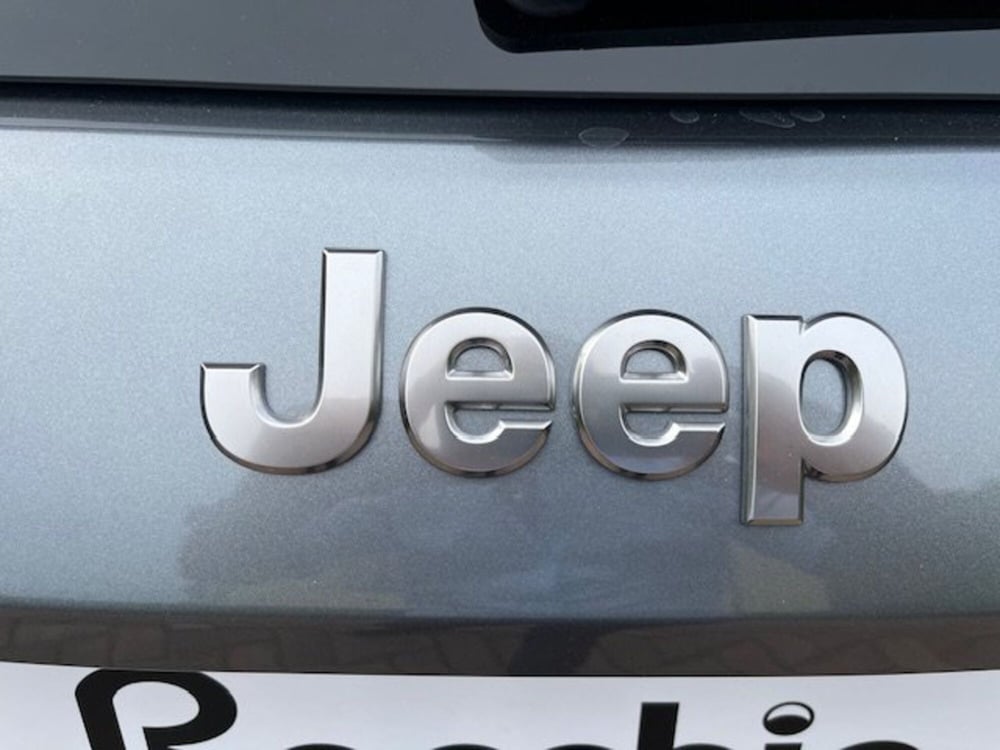 Jeep Avenger nuova a Brescia (10)