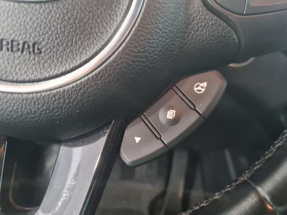 Kia Carens usata a Cagliari (19)