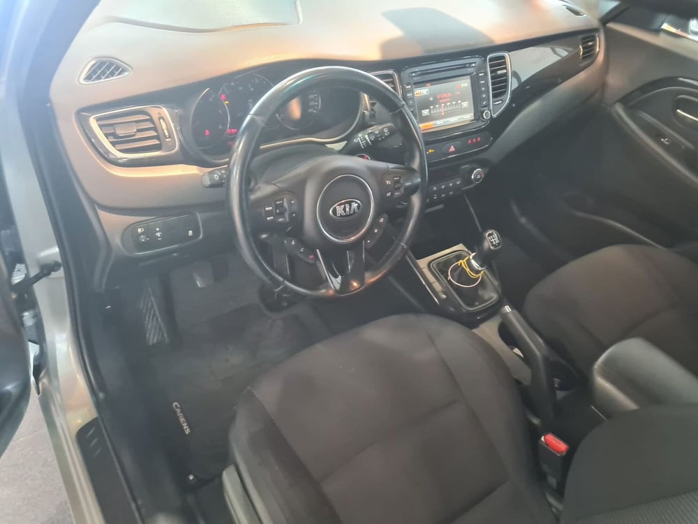 Kia Carens usata a Cagliari (7)