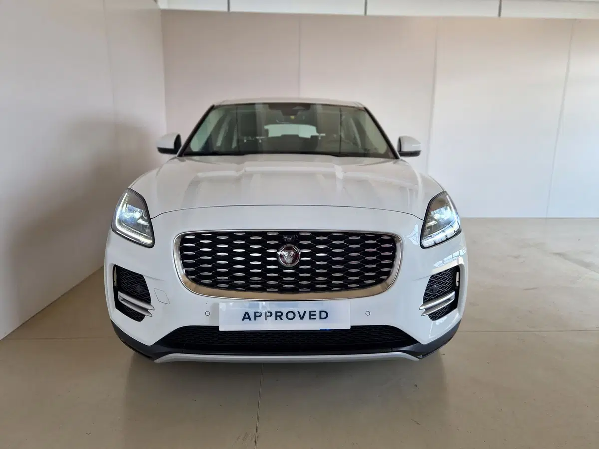 Jaguar E-Pace usata a Modena (8)