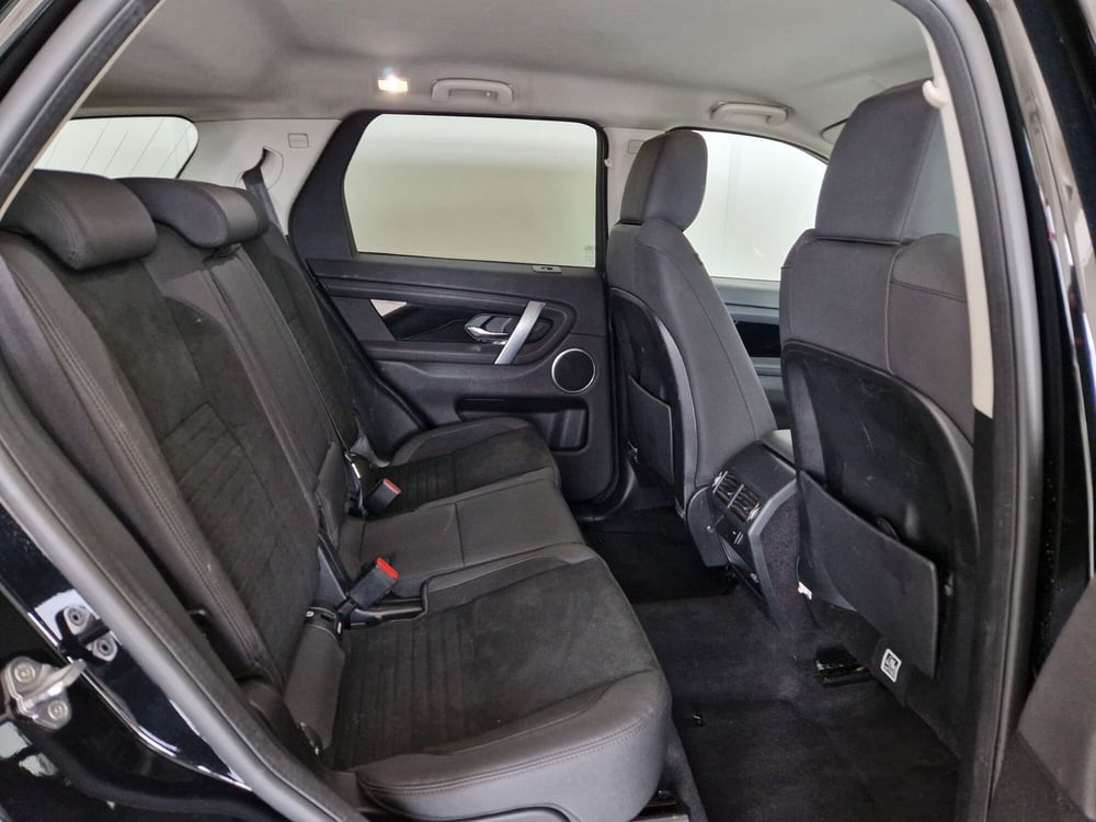 Land Rover Discovery Sport usata a Modena (5)