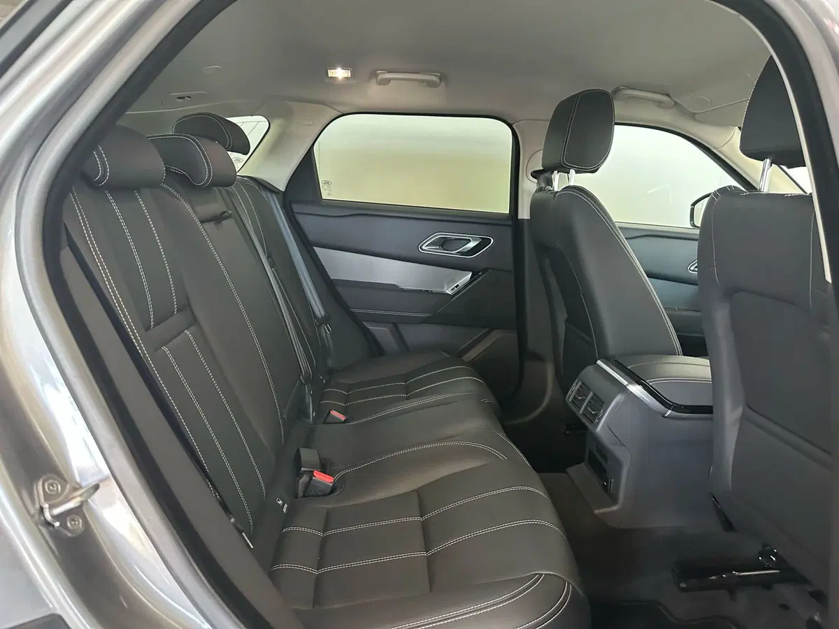 Land Rover Range Rover Velar usata a Modena (5)