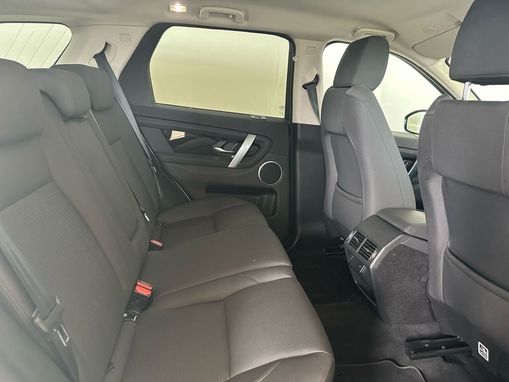 Land Rover Discovery Sport usata a Modena (5)