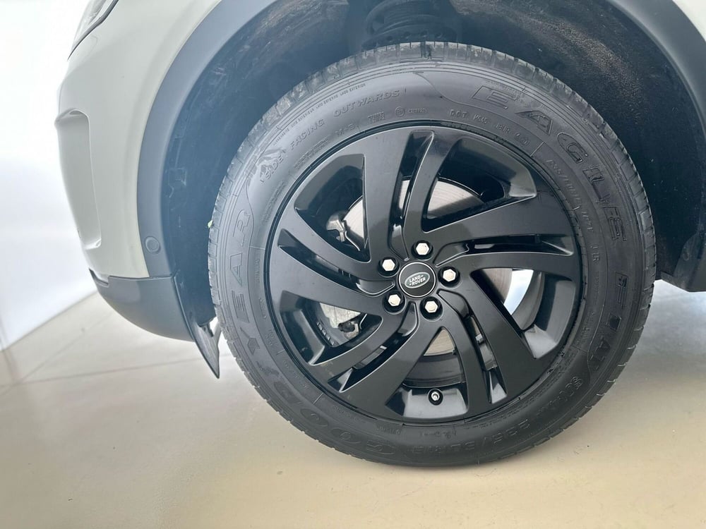 Land Rover Discovery Sport usata a Modena (9)