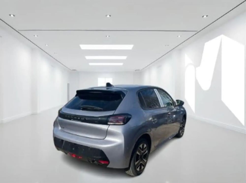 Peugeot 208 nuova a Latina (3)