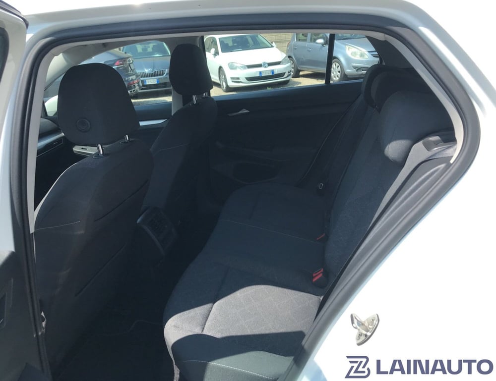Volkswagen Golf Variant usata a Milano (15)