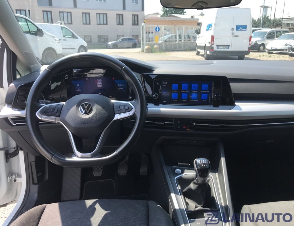 Volkswagen Golf Variant usata a Milano (16)