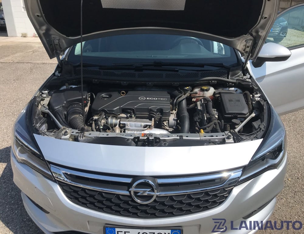 Opel Astra usata a Milano (12)