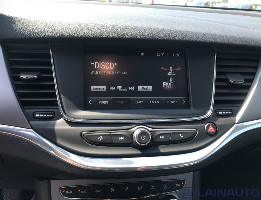 Opel Astra usata a Milano (20)