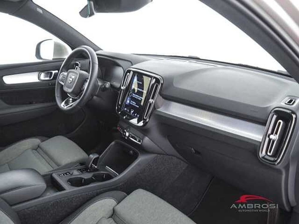 Volvo XC40 usata a Viterbo (12)