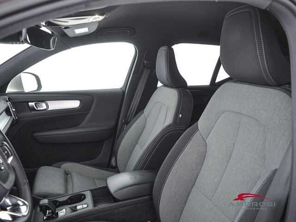 Volvo XC40 usata a Viterbo (9)
