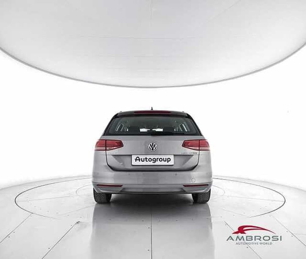 Volkswagen Passat Variant usata a Viterbo (6)
