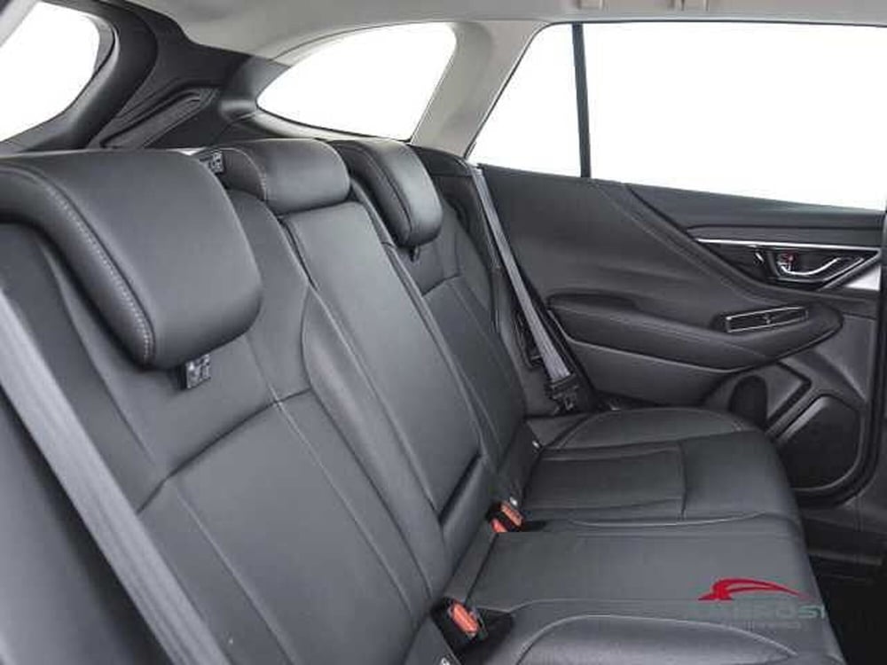 Subaru Outback usata a Viterbo (11)