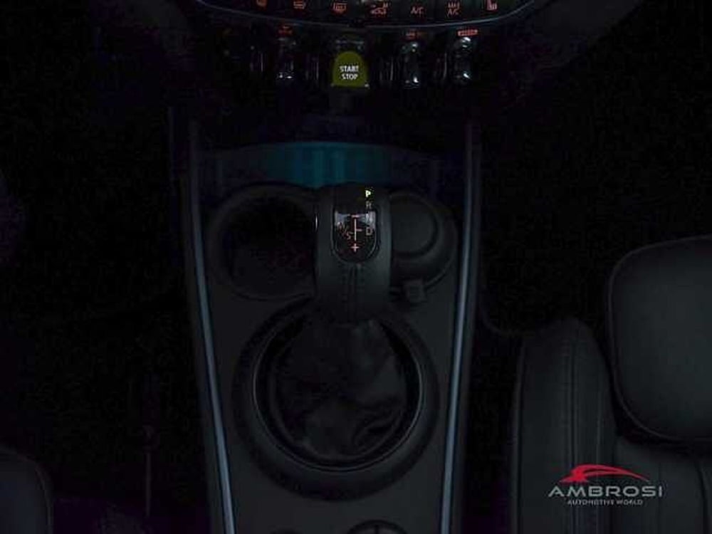 MINI Mini Countryman usata a Viterbo (20)
