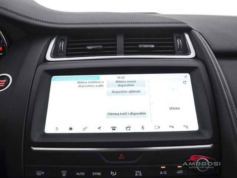 Jaguar E-Pace usata a Viterbo (15)