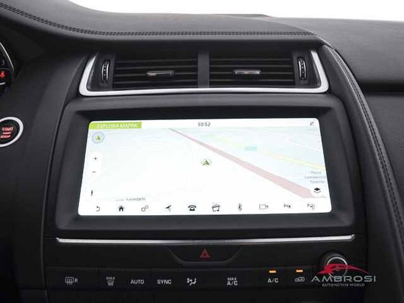 Jaguar E-Pace usata a Viterbo (17)