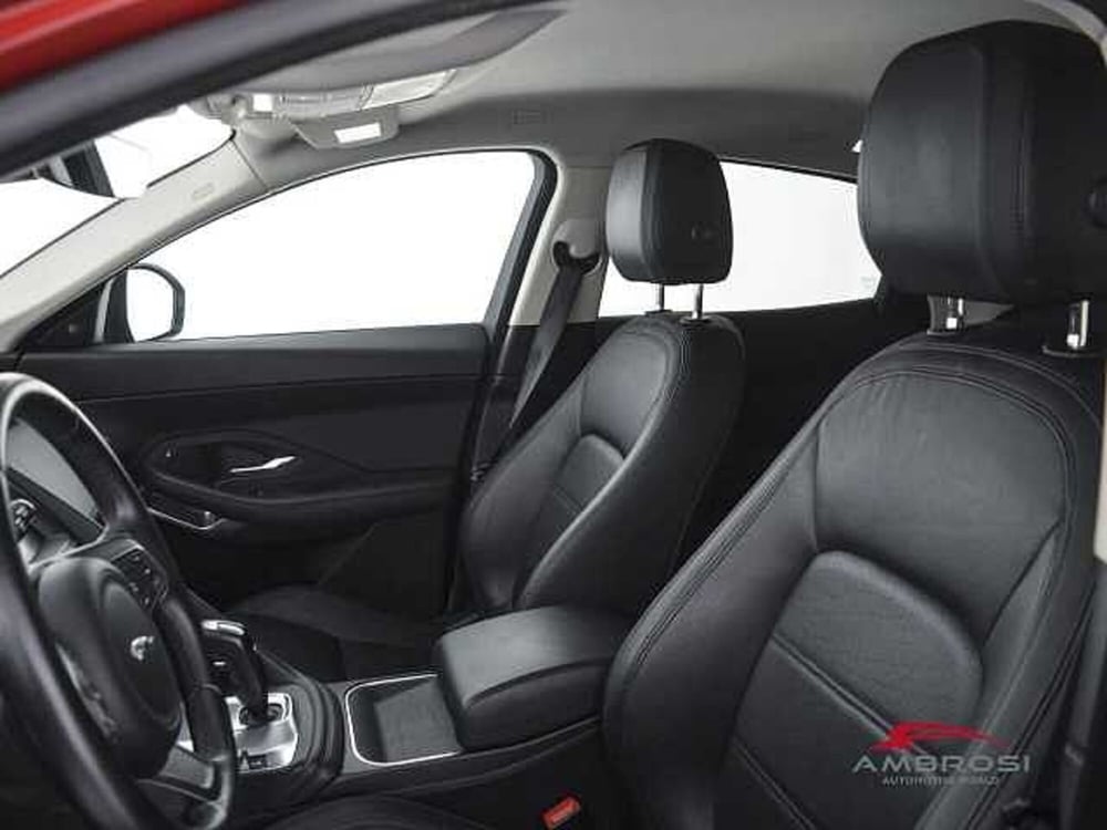 Jaguar E-Pace usata a Viterbo (9)