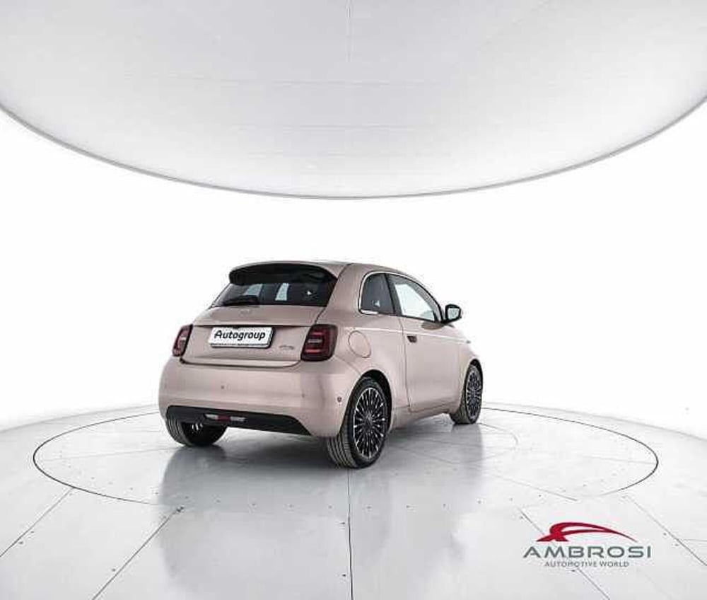 Fiat 500e usata a Viterbo (3)