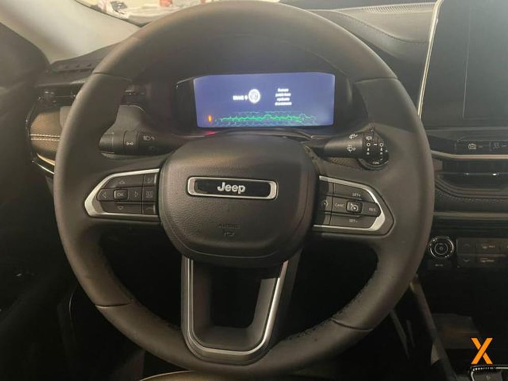 Jeep Compass nuova a Varese (18)