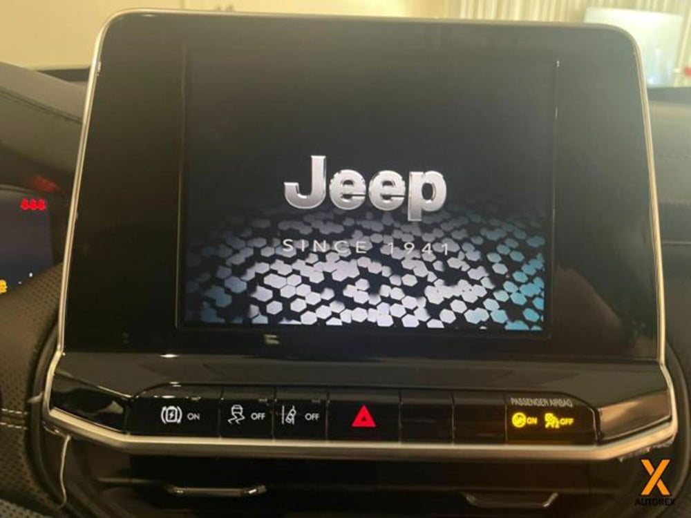 Jeep Compass nuova a Varese (19)
