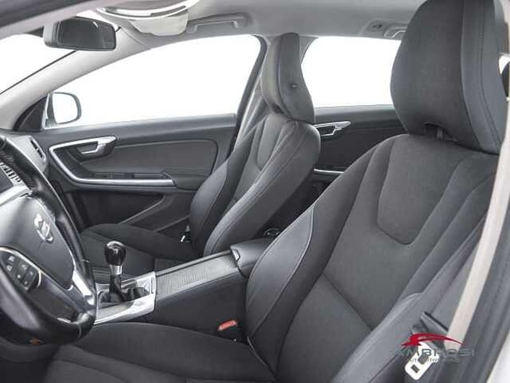 Volvo V60 usata a Viterbo (9)