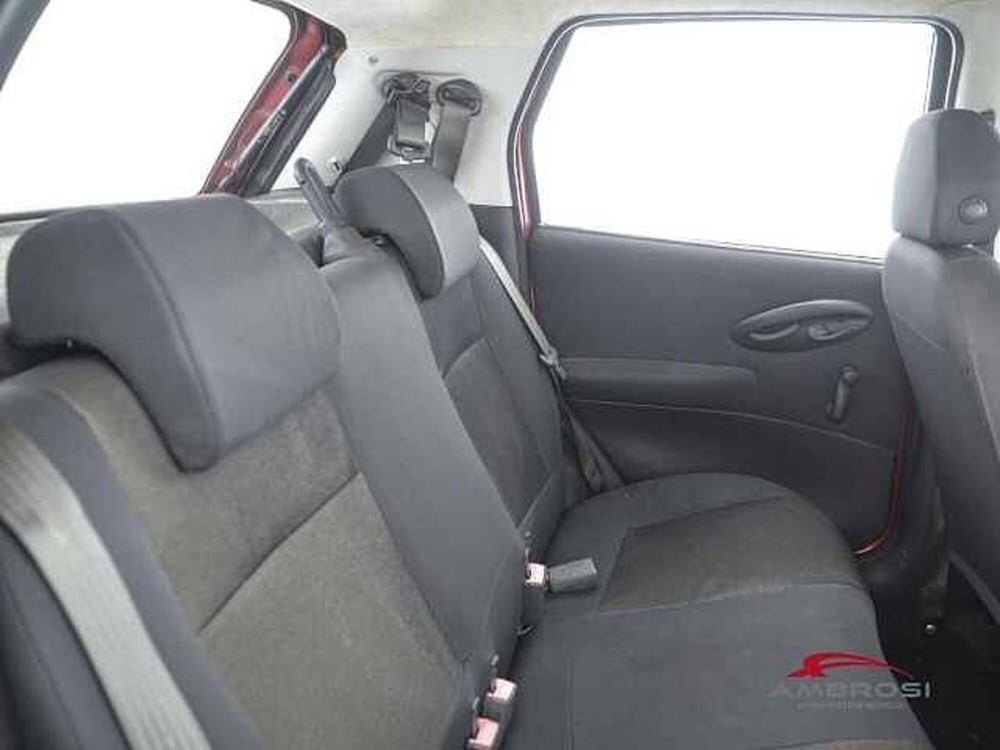 Fiat Punto usata a Viterbo (11)