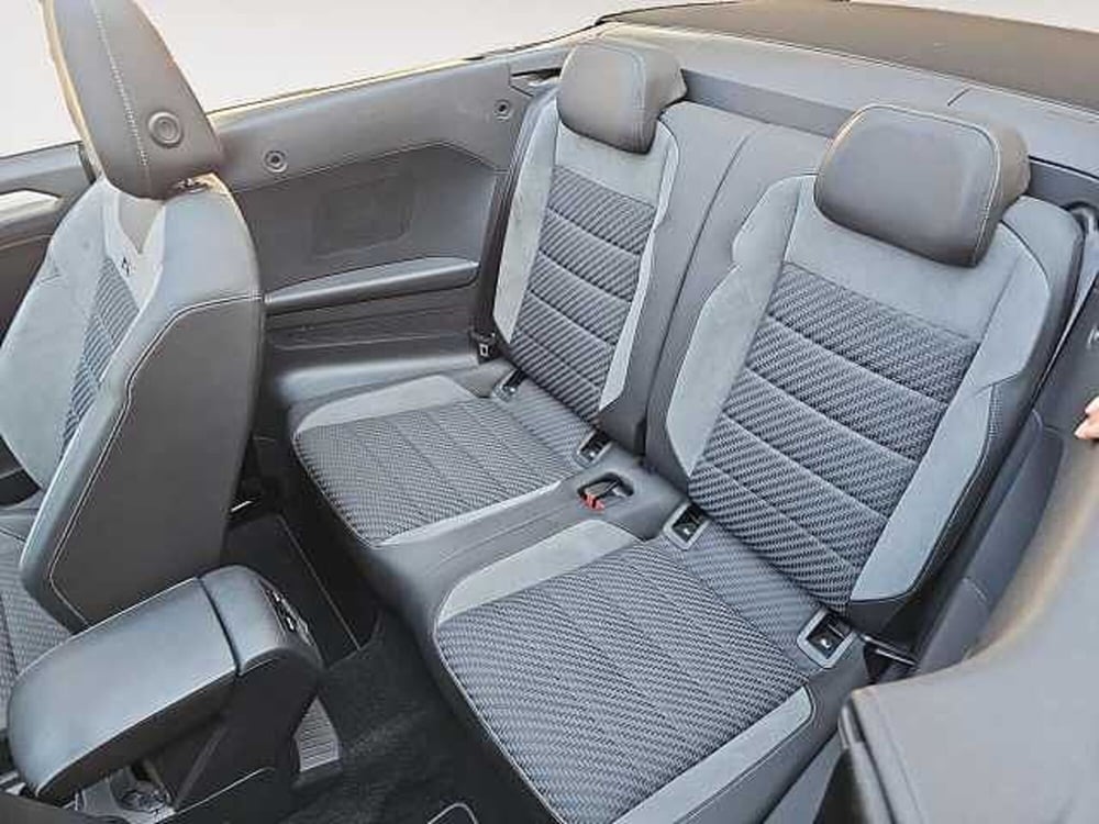 Volkswagen T-Roc Cabrio usata a Lecco (13)
