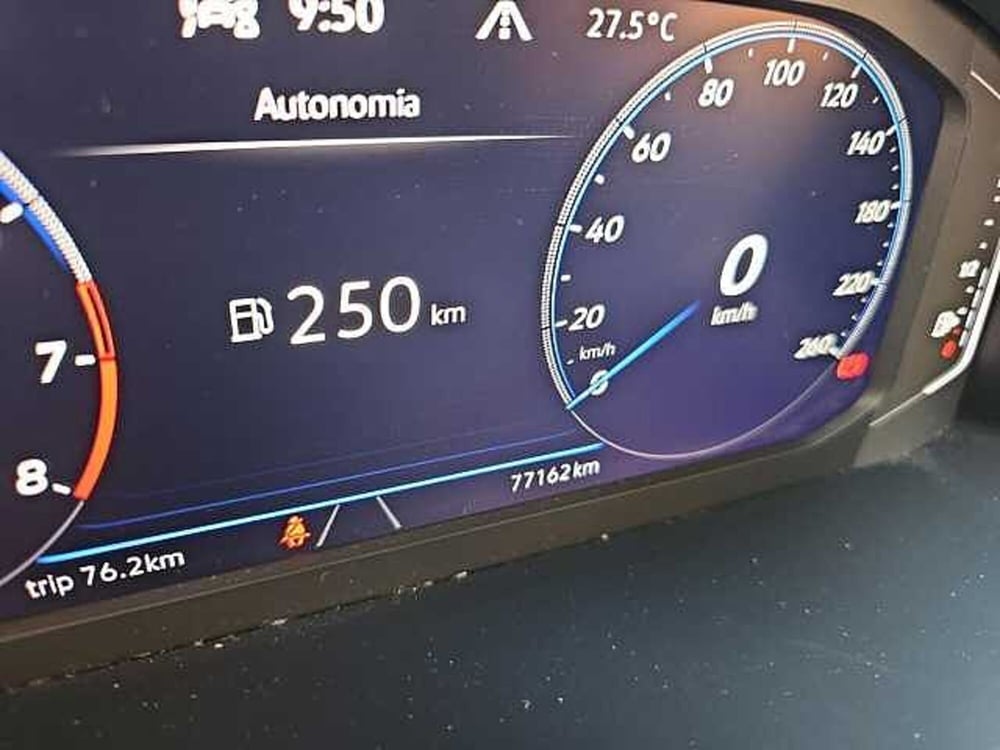 Volkswagen T-Roc Cabrio usata a Lecco (18)