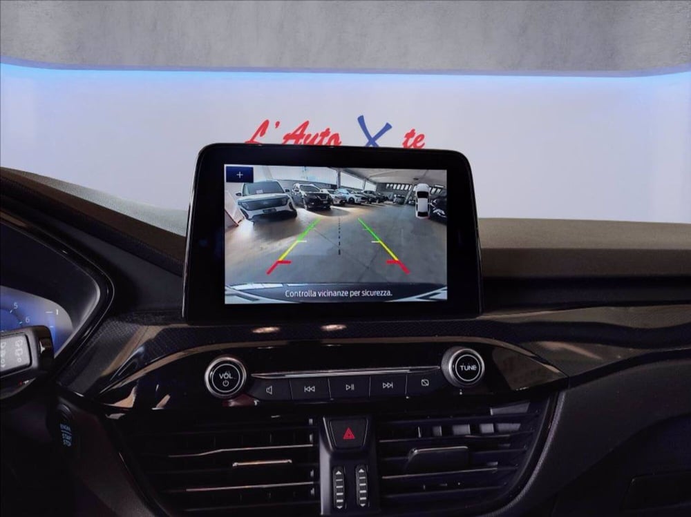 Ford Kuga usata a Milano (13)