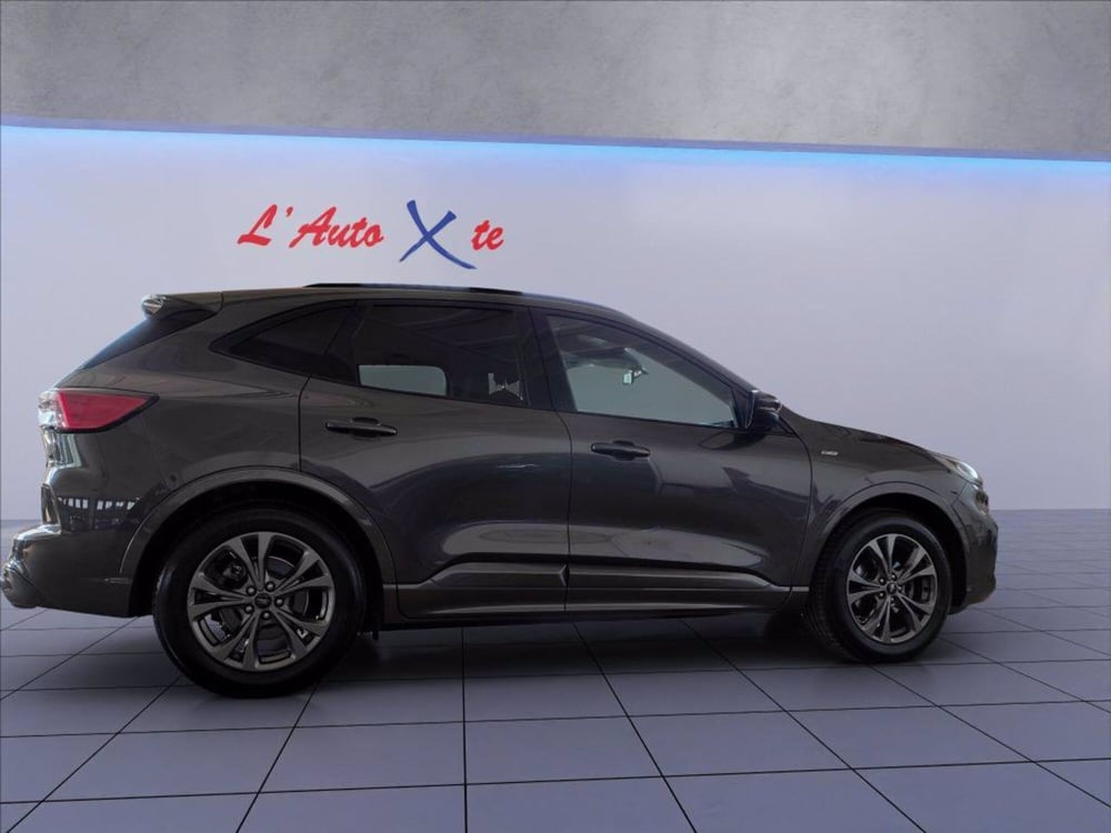 Ford Kuga usata a Milano (8)