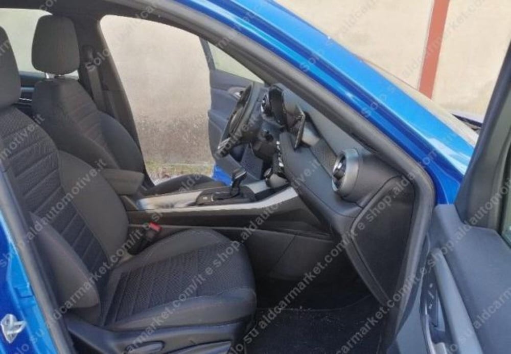 Alfa Romeo Tonale usata a Lecce (3)