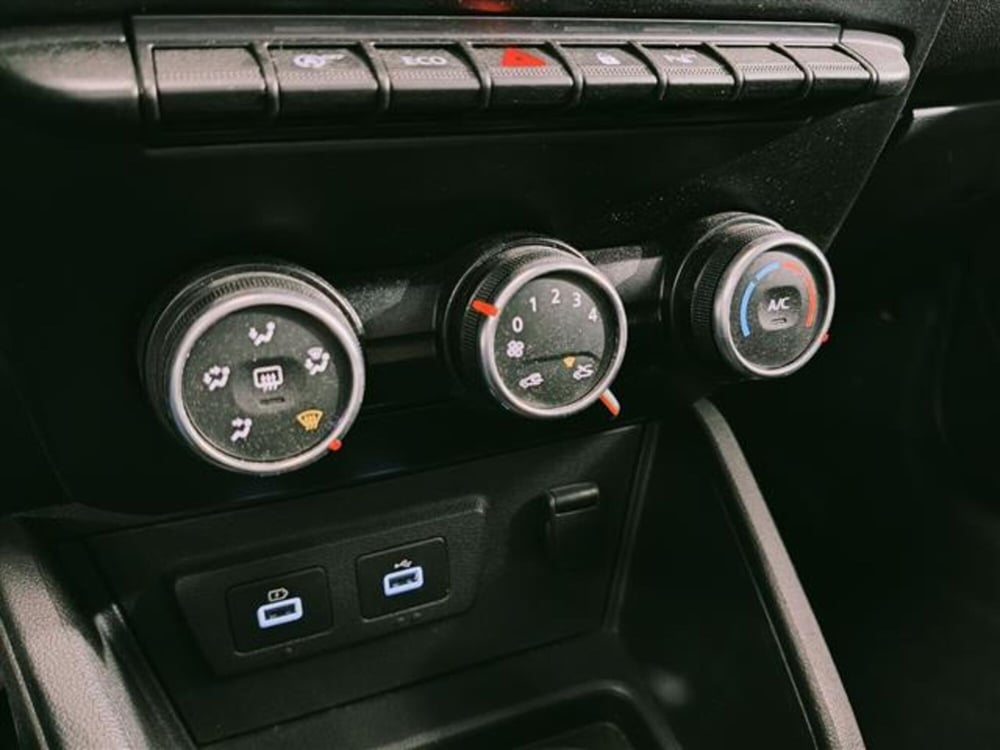 Dacia Duster usata a Brescia (15)