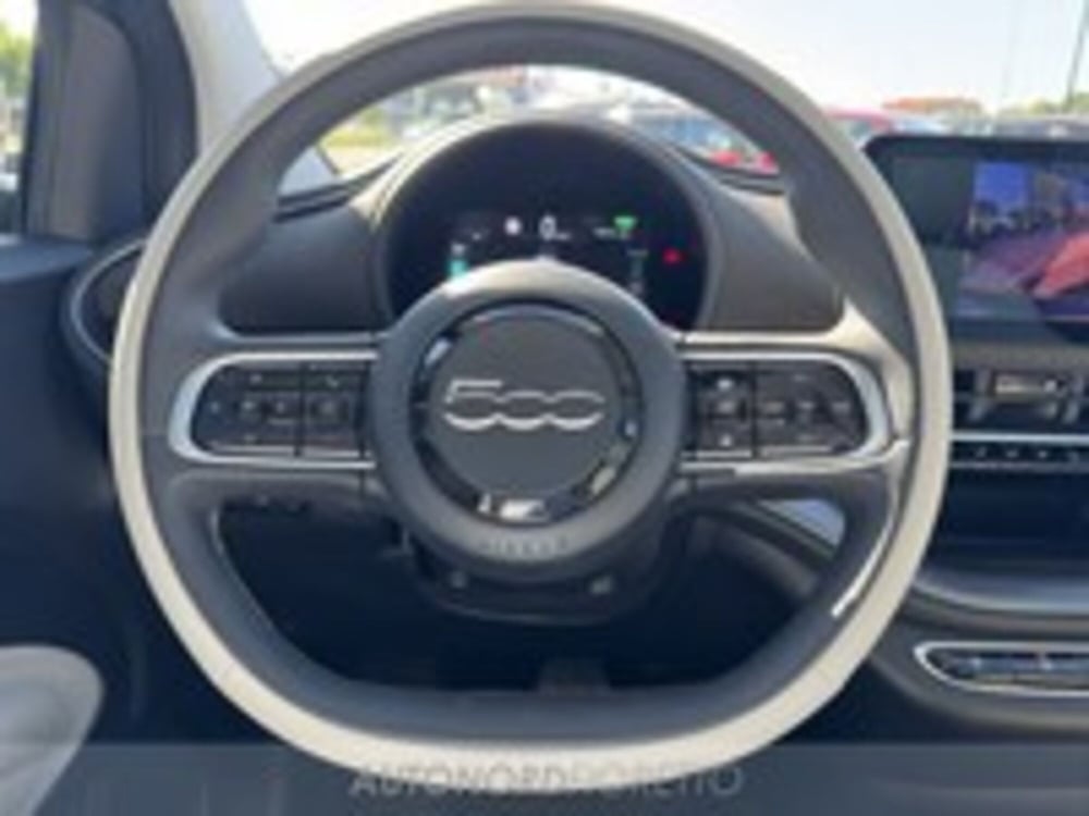 Fiat 500e usata a Udine (11)