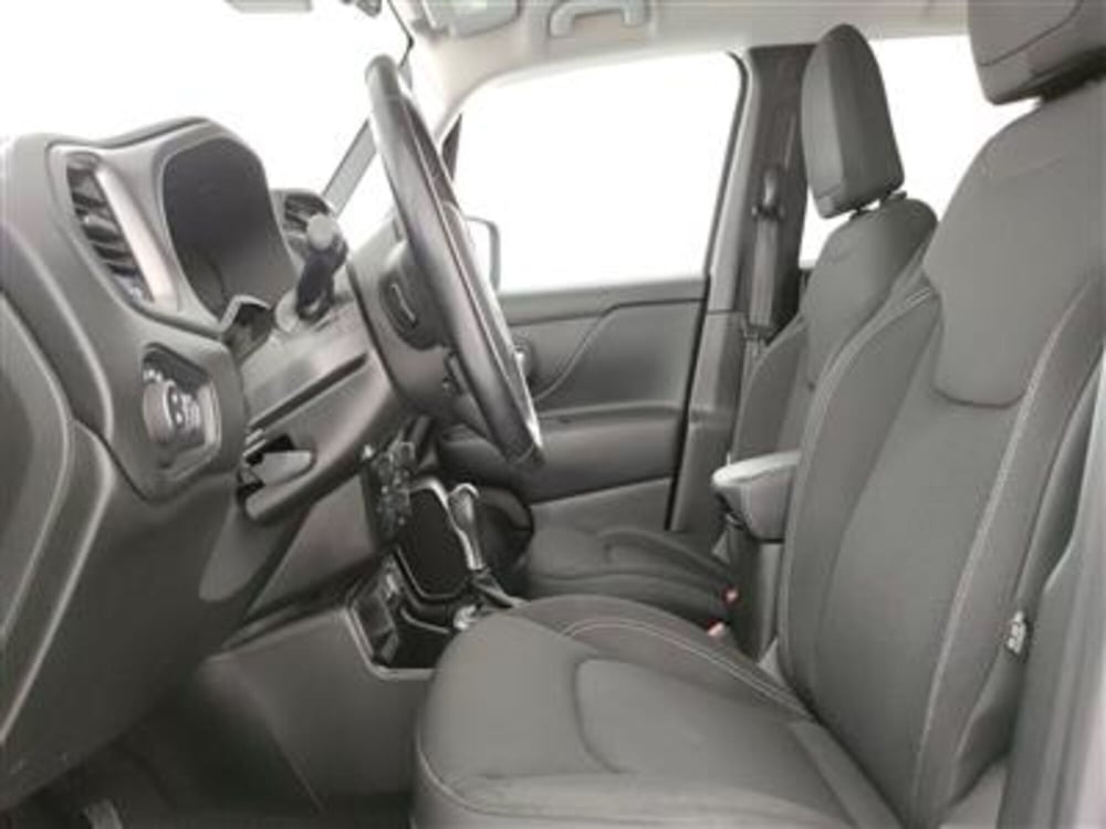 Jeep Renegade usata a Bari (13)