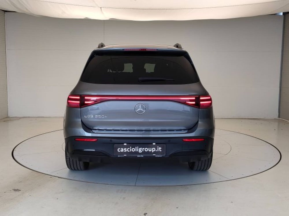 Mercedes-Benz EQB usata a Teramo (5)