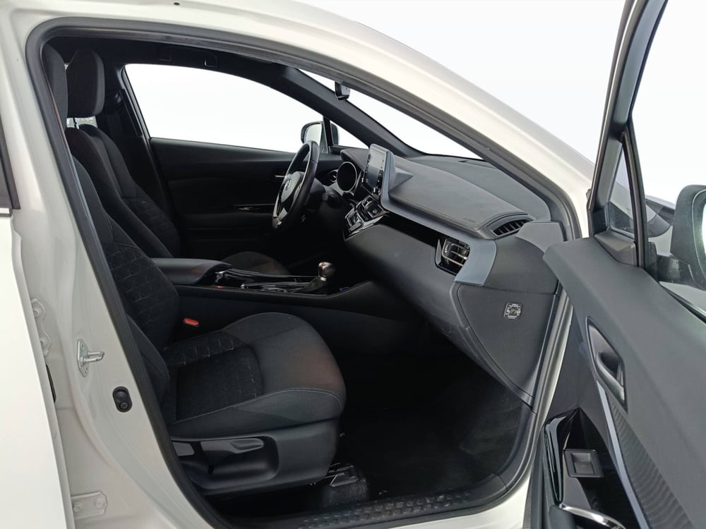 Toyota Toyota C-HR usata a Ascoli Piceno (12)