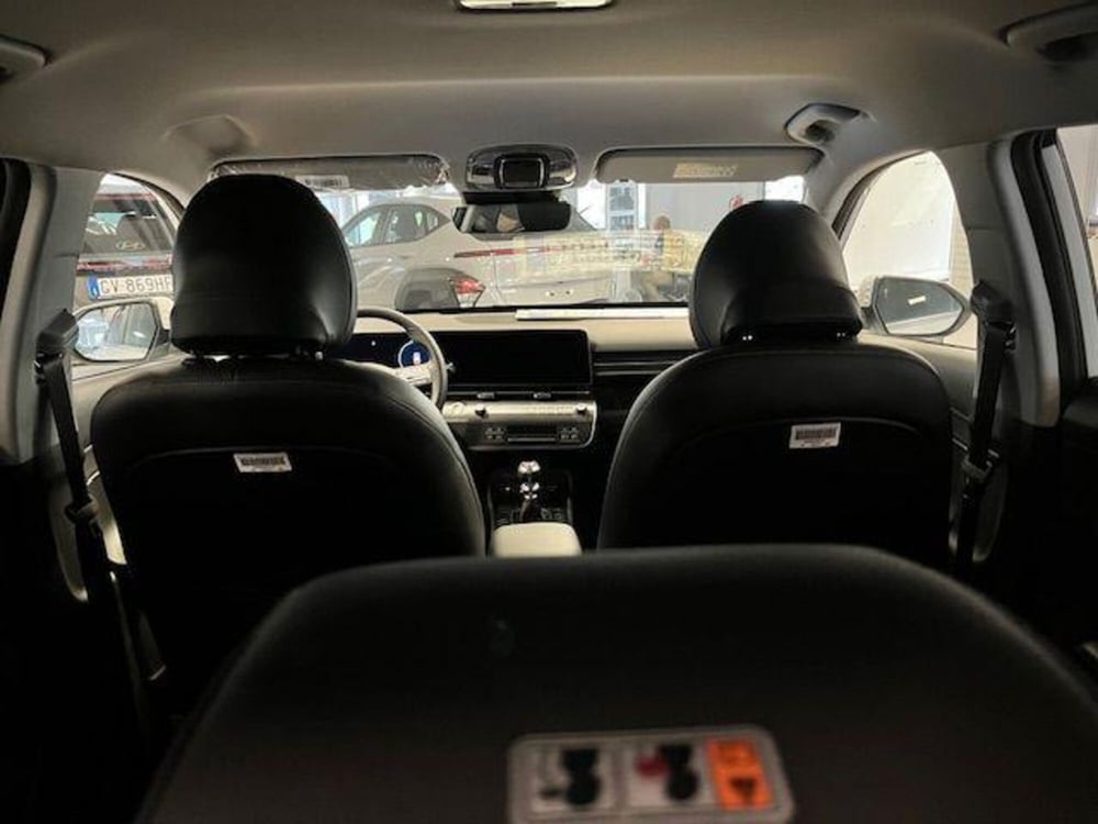 Hyundai Kona nuova a Verbano Cusio Ossola (10)