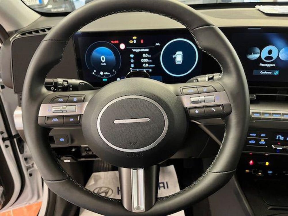 Hyundai Kona nuova a Verbano Cusio Ossola (17)